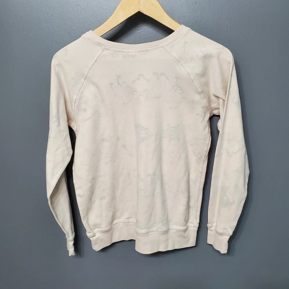 Disney Lion King Sweatshirt - Picture 2 of 6